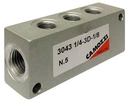 1/2-3D-3/8 Camozzi